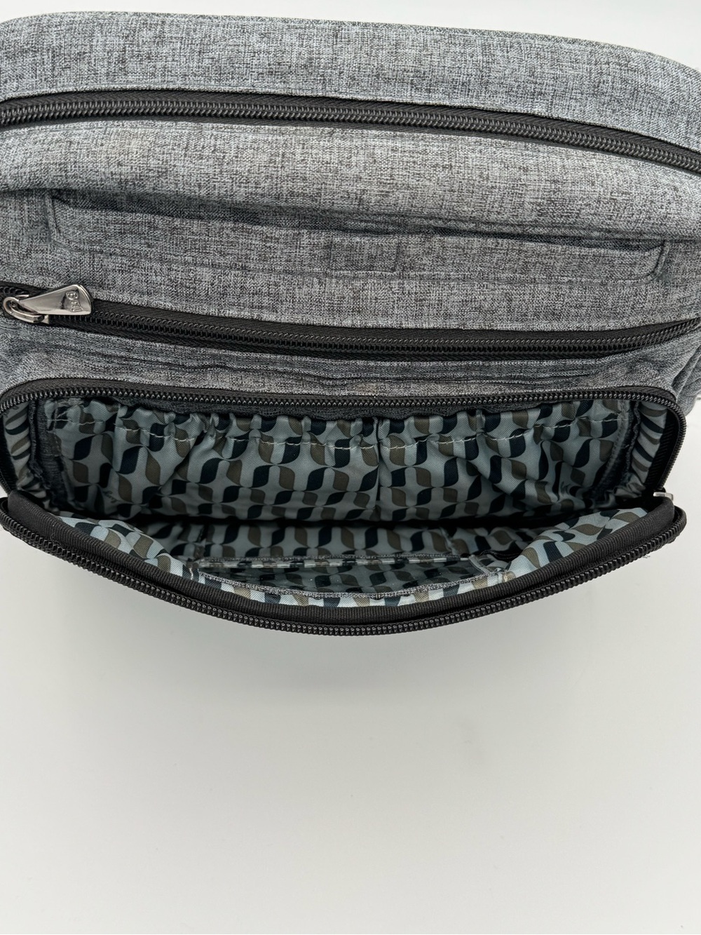 Lug Carousel XL Diamond Quilted Multi-Pocket Functional Crossbody Bag - Picture 6 of 16